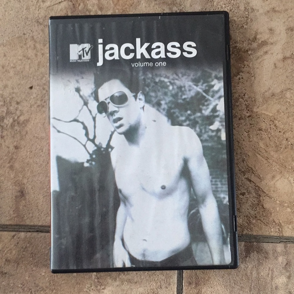 Jackass DVD bundle - Picture 2 of 8